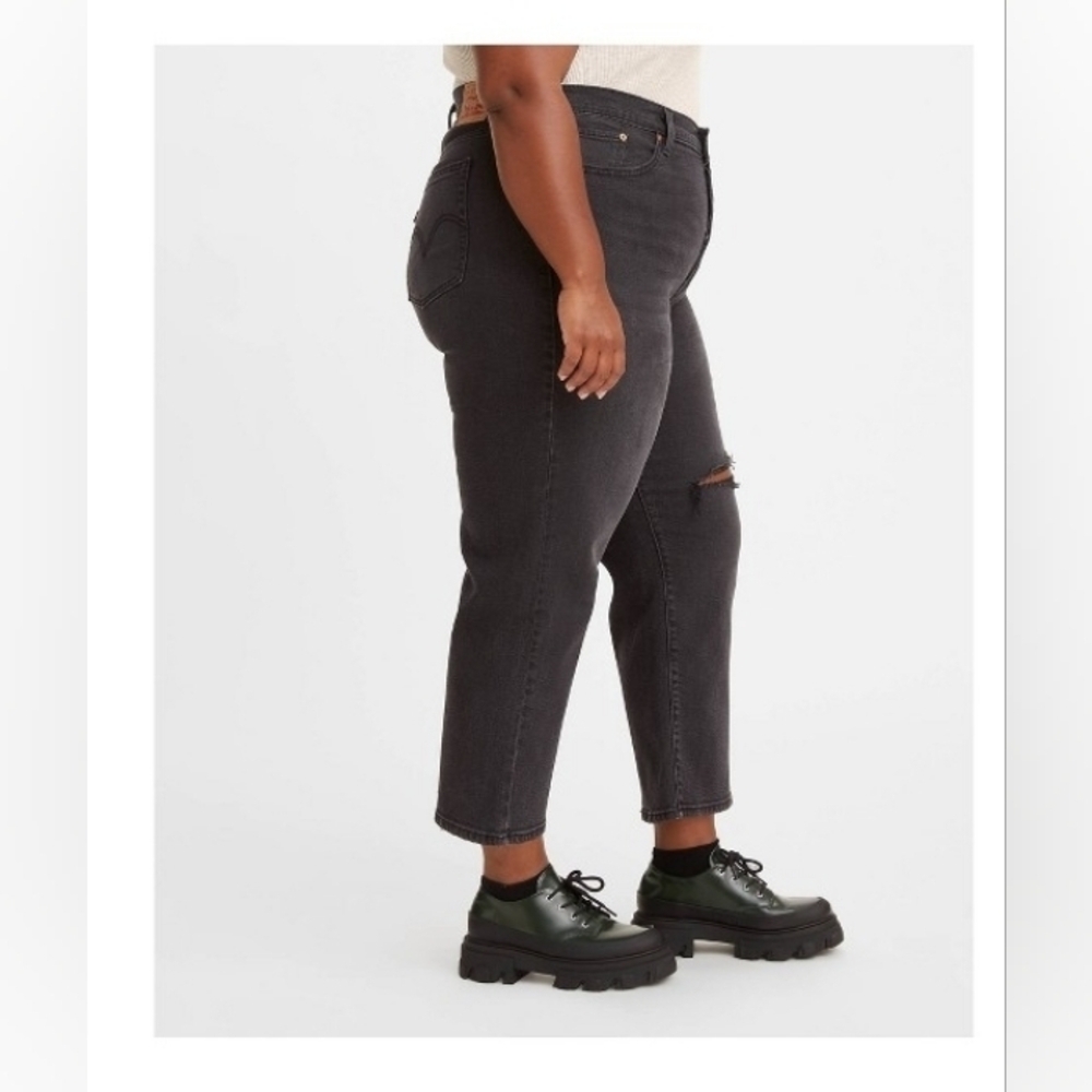 Levi's Wedgie Straight A High-Rise Snug Through the Hip And Thigh Cut & Dry - Picture 2 of 8